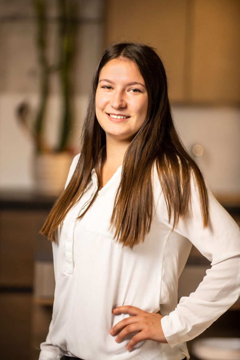 Porträtbild Kimberley Galler